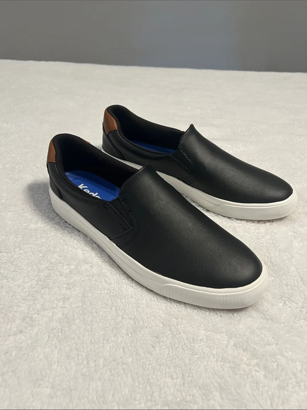 Keds woman Black Slip-On Leather Loafers with Brown Heel Accent. Size 7.5 M - Picture 1 of 12